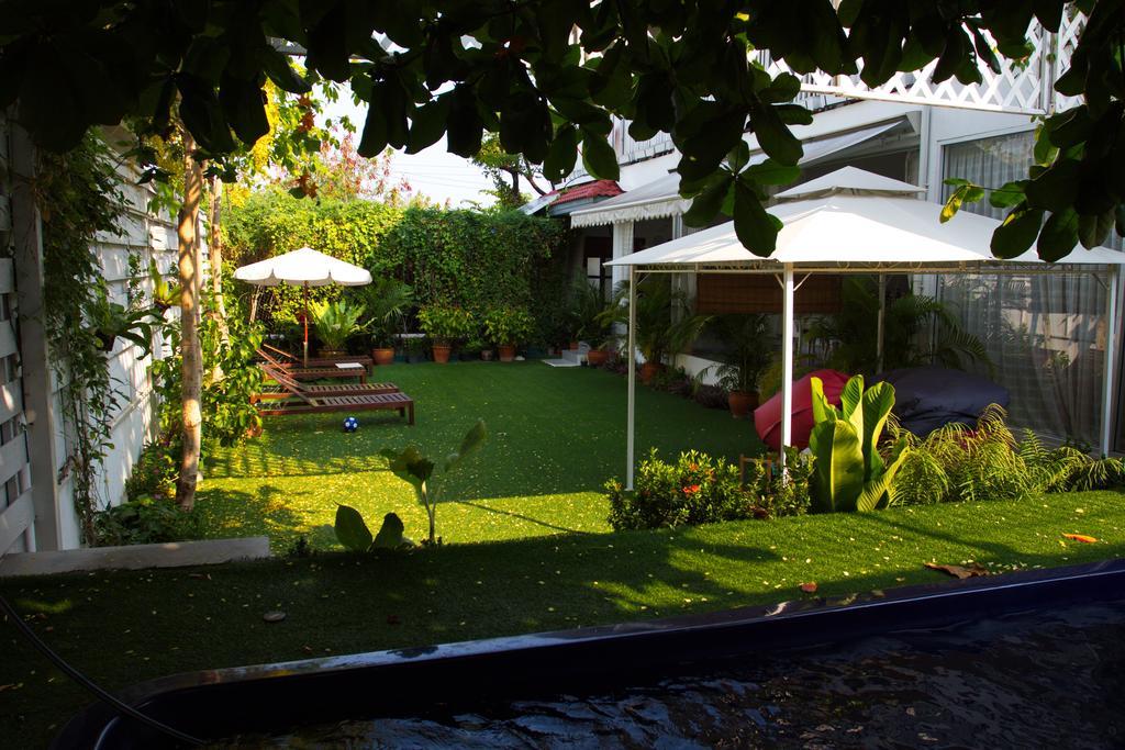 בנגקוק Barefeet Naturist Resort (Adults Only) מראה חיצוני תמונה