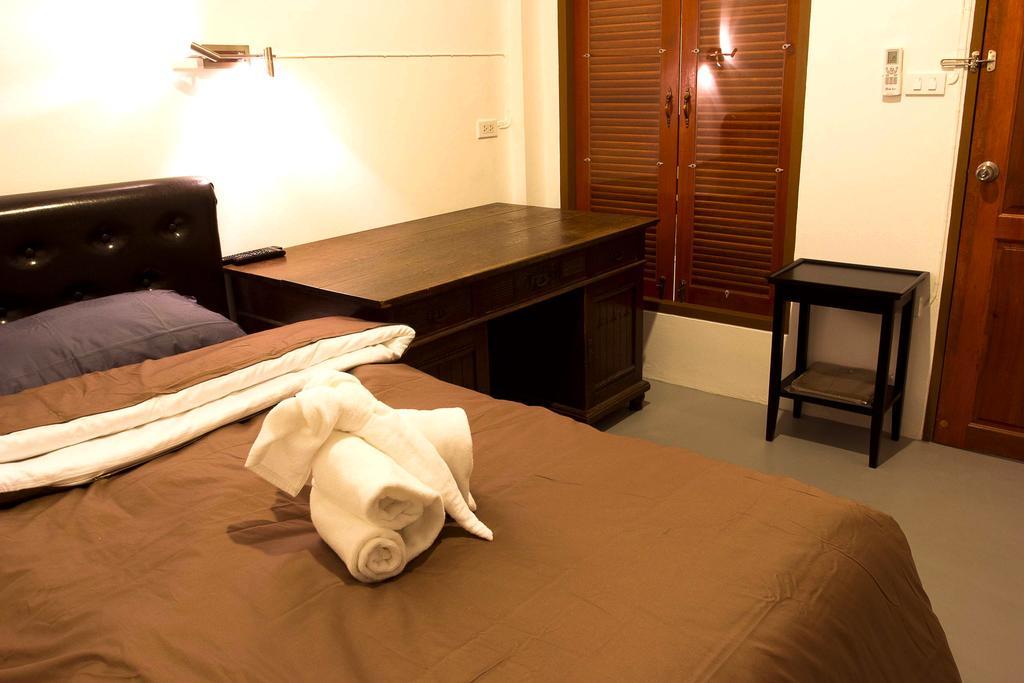 בנגקוק Barefeet Naturist Resort (Adults Only) מראה חיצוני תמונה