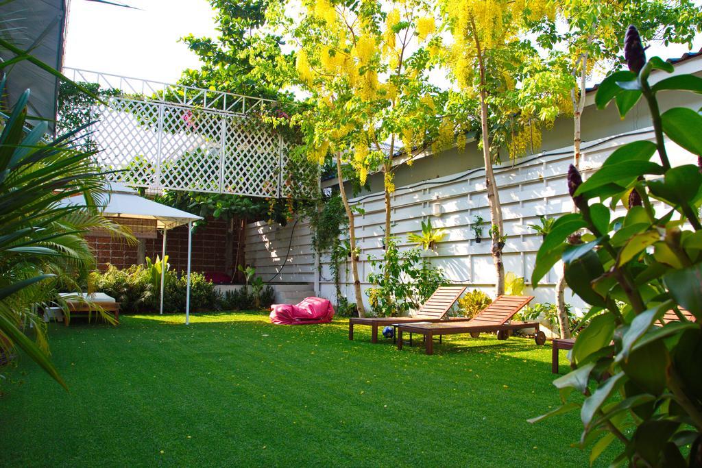 בנגקוק Barefeet Naturist Resort (Adults Only) מראה חיצוני תמונה