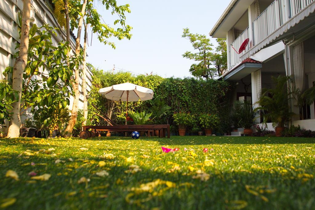 בנגקוק Barefeet Naturist Resort (Adults Only) מראה חיצוני תמונה