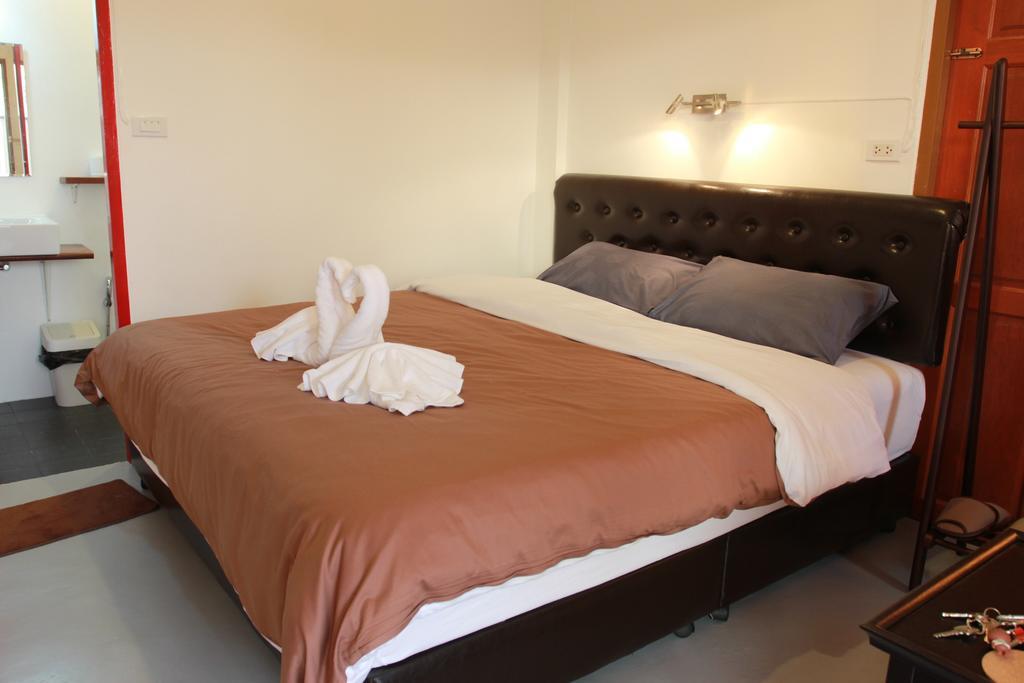 בנגקוק Barefeet Naturist Resort (Adults Only) מראה חיצוני תמונה