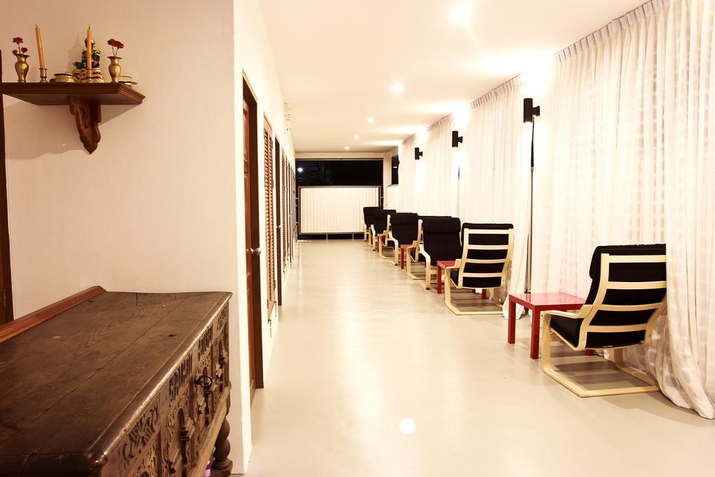 בנגקוק Barefeet Naturist Resort (Adults Only) חדר תמונה
