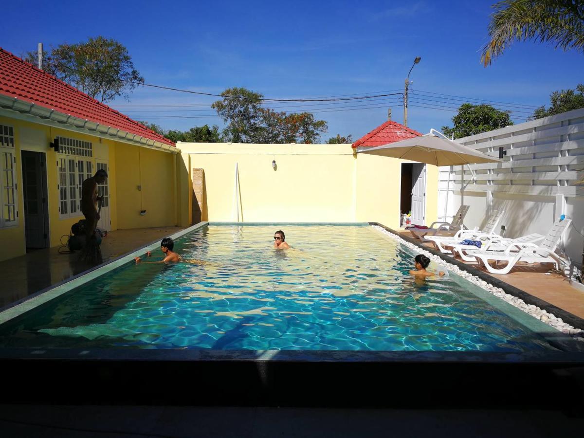 בנגקוק Barefeet Naturist Resort (Adults Only) מראה חיצוני תמונה